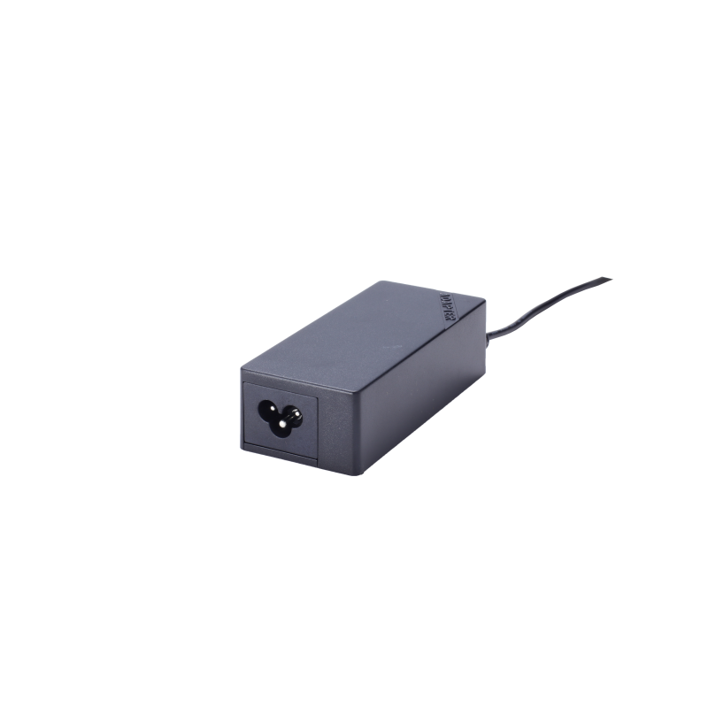 65W 桌面式梅花尾