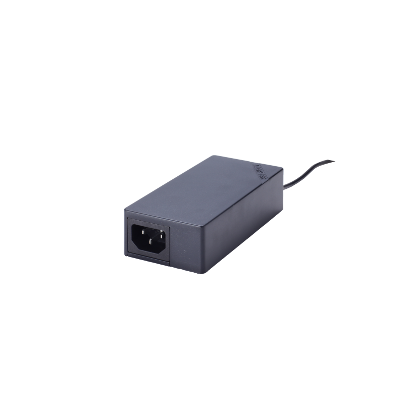 72W 桌面式品字尾